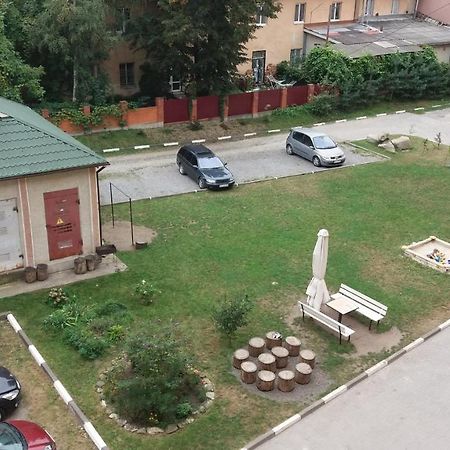 Ferienwohnung 3-К Квартира Iwano-Frankiwsk Exterior foto