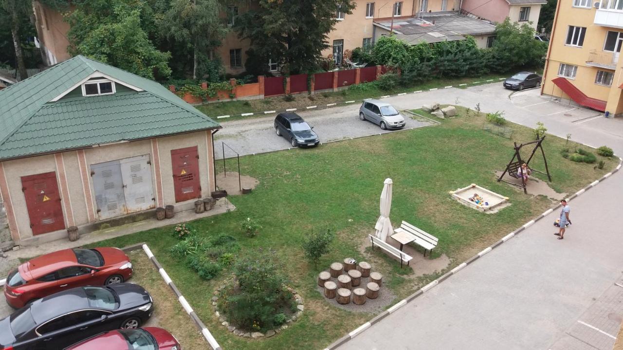 Ferienwohnung 3-К Квартира Iwano-Frankiwsk Exterior foto