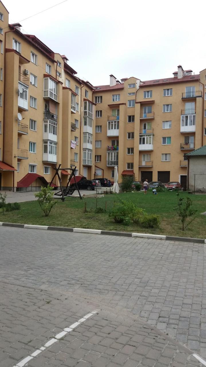 Ferienwohnung 3-К Квартира Iwano-Frankiwsk Exterior foto