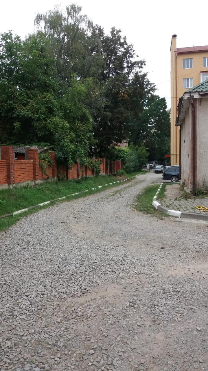Ferienwohnung 3-К Квартира Iwano-Frankiwsk Exterior foto